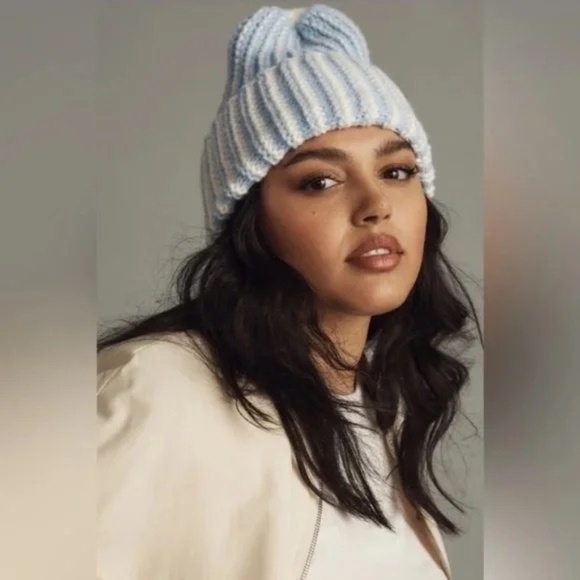 NWT Anthropologie Chunky Striped Two Tone Beanie - Picture 1 of 3